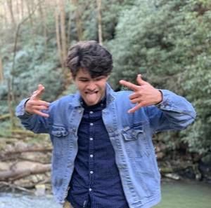 Meet your Posher, Zack